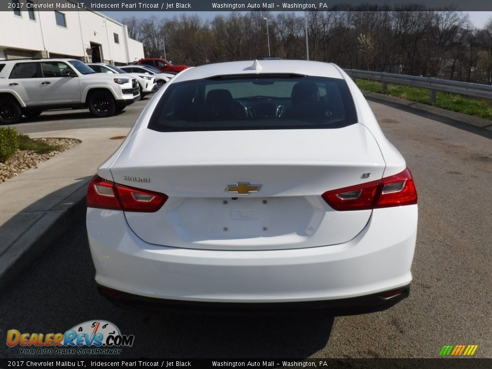 2017 Chevrolet Malibu LT Iridescent Pearl Tricoat / Jet Black Photo #14