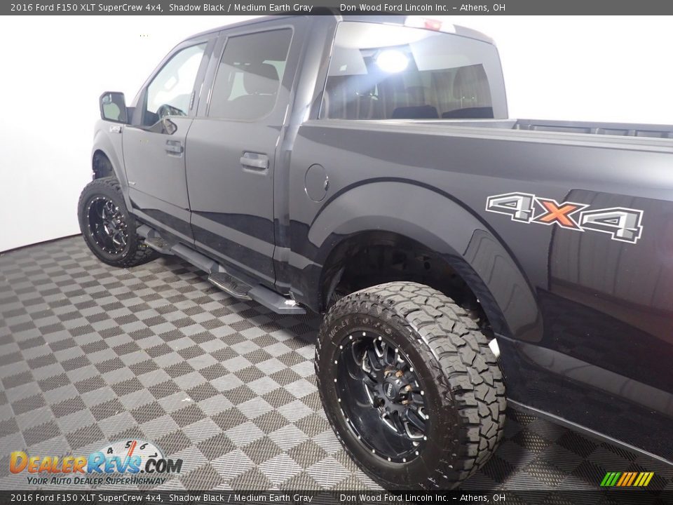 2016 Ford F150 XLT SuperCrew 4x4 Shadow Black / Medium Earth Gray Photo #16