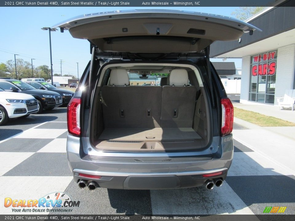 2021 GMC Yukon Denali 4WD Satin Steel Metallic / Teak/­Light Shale Photo #5