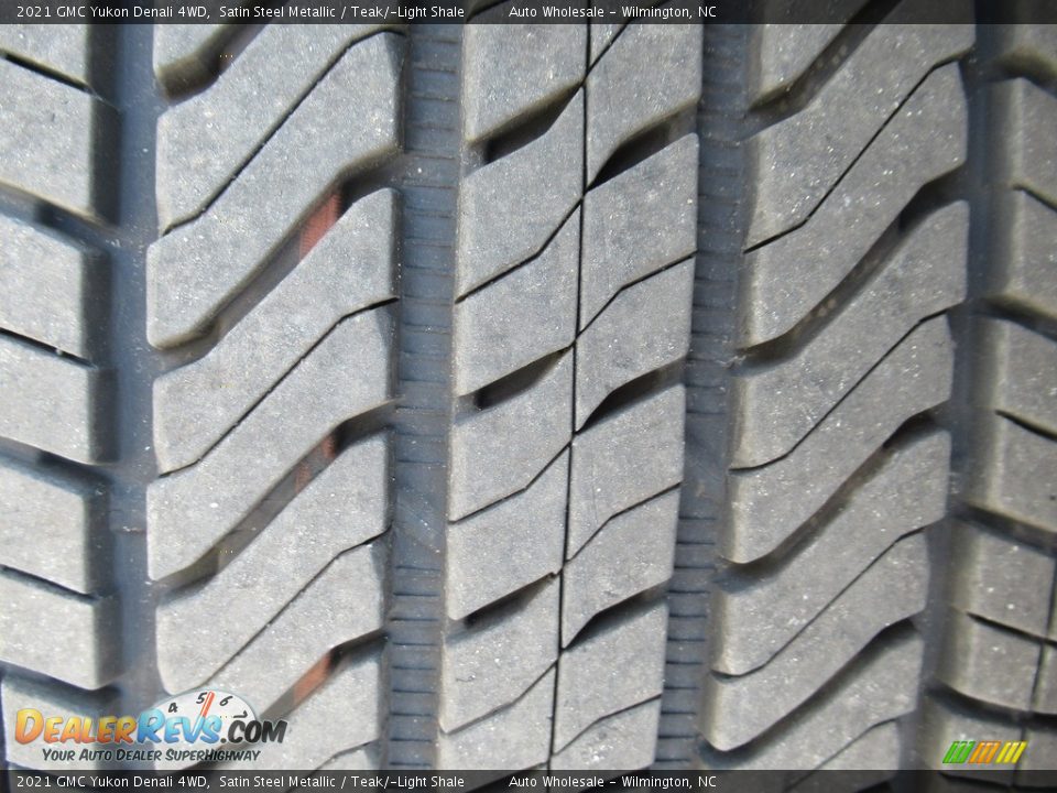 2021 GMC Yukon Denali 4WD Satin Steel Metallic / Teak/­Light Shale Photo #8