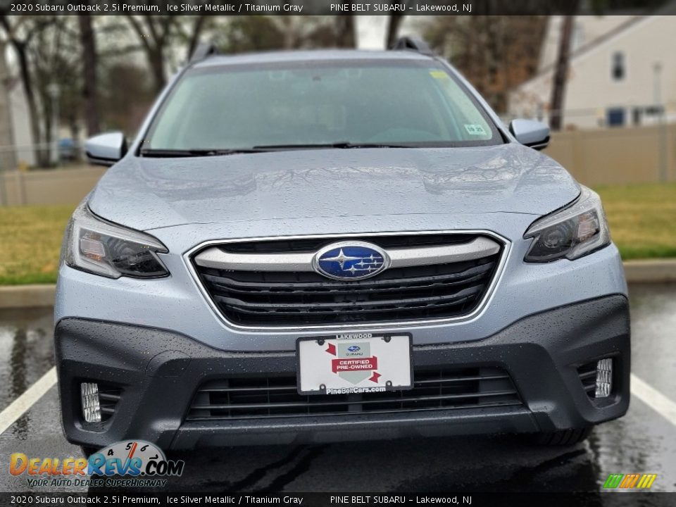 2020 Subaru Outback 2.5i Premium Ice Silver Metallic / Titanium Gray Photo #2