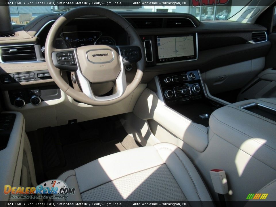 2021 GMC Yukon Denali 4WD Satin Steel Metallic / Teak/­Light Shale Photo #14