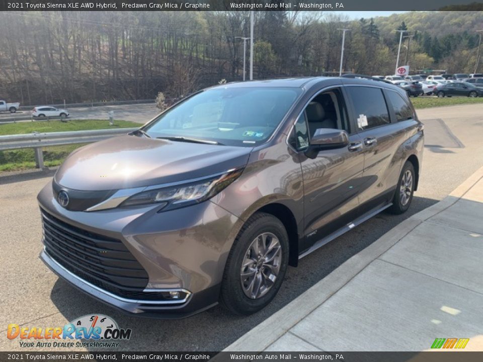 2021 Toyota Sienna XLE AWD Hybrid Predawn Gray Mica / Graphite Photo #3