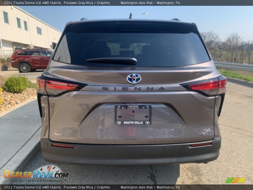 2021 Toyota Sienna XLE AWD Hybrid Predawn Gray Mica / Graphite Photo #5