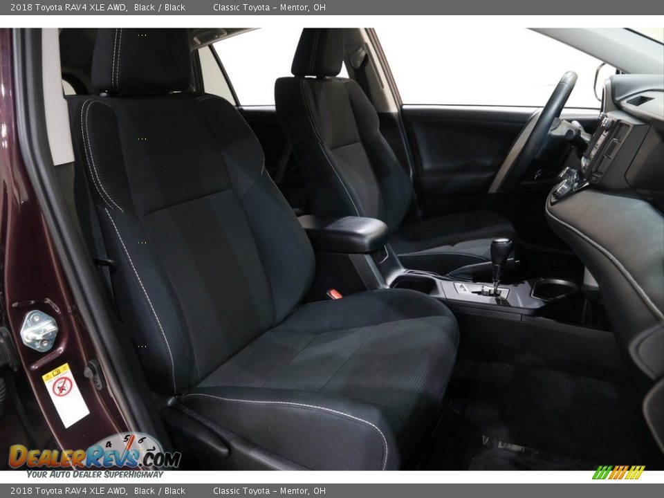 2018 Toyota RAV4 XLE AWD Black / Black Photo #14