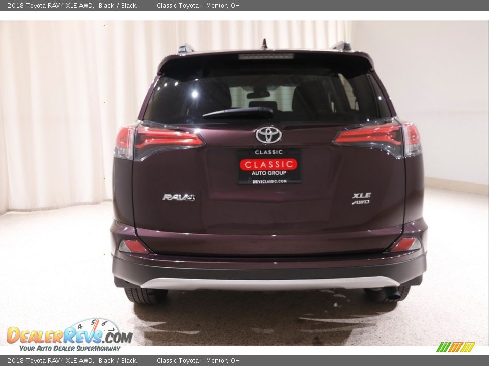 2018 Toyota RAV4 XLE AWD Black / Black Photo #17