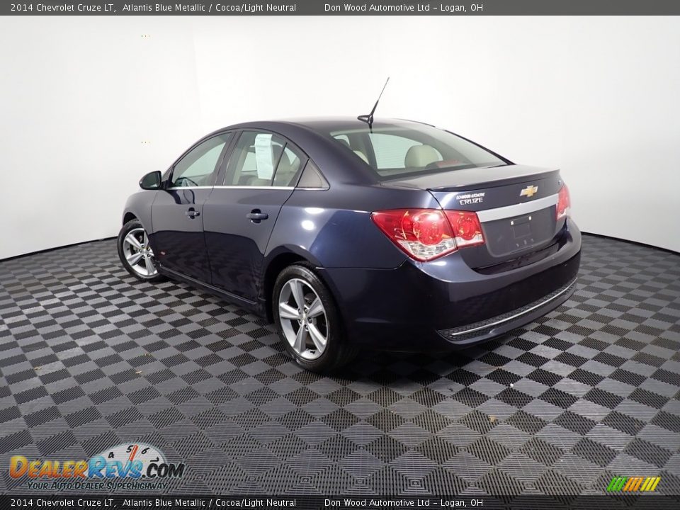 2014 Chevrolet Cruze LT Atlantis Blue Metallic / Cocoa/Light Neutral Photo #10