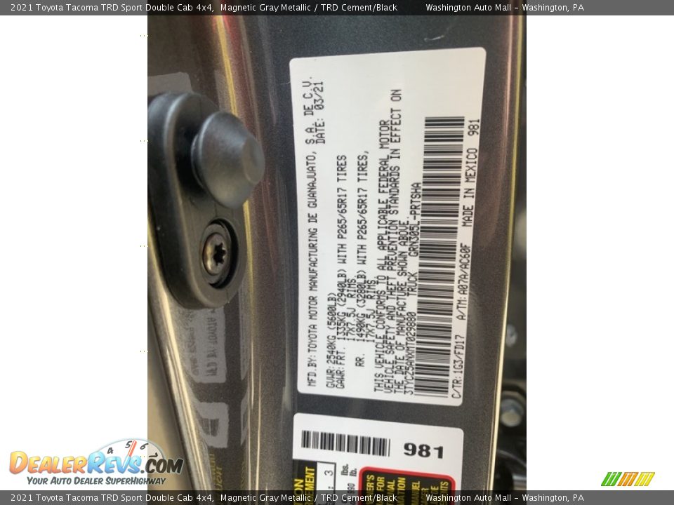 2021 Toyota Tacoma TRD Sport Double Cab 4x4 Magnetic Gray Metallic / TRD Cement/Black Photo #32