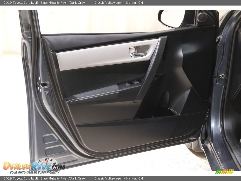 2019 Toyota Corolla LE Slate Metallic / Ash/Dark Gray Photo #4