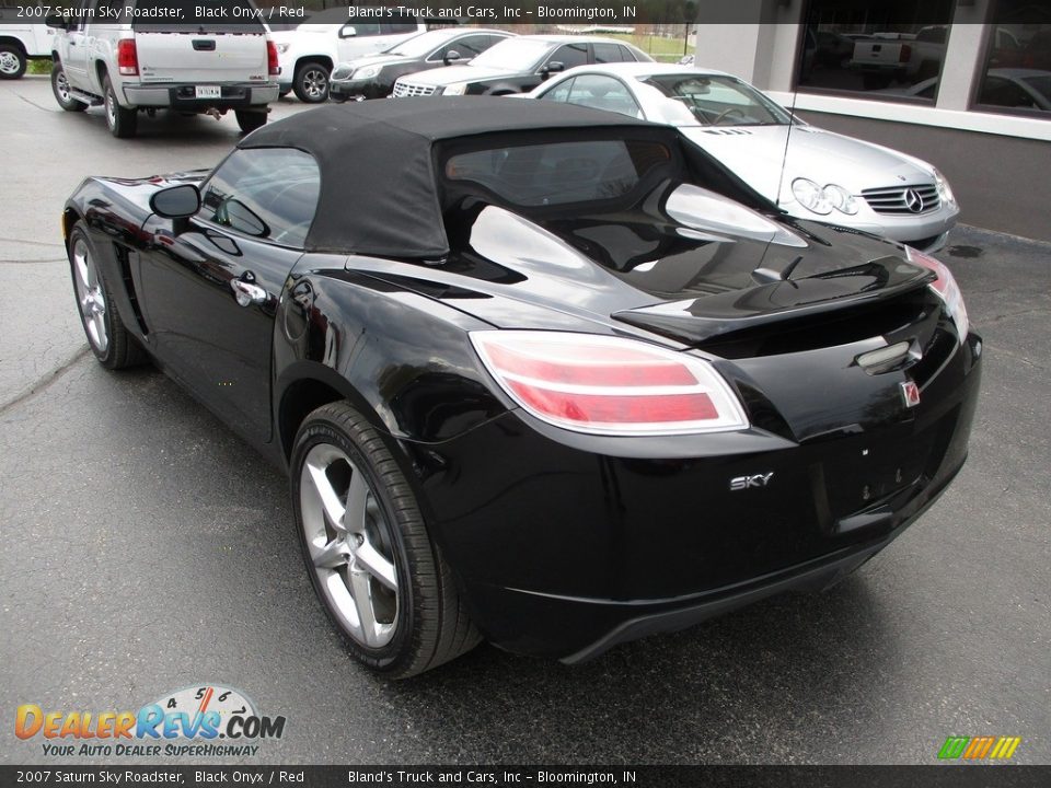 2007 Saturn Sky Roadster Black Onyx / Red Photo #4