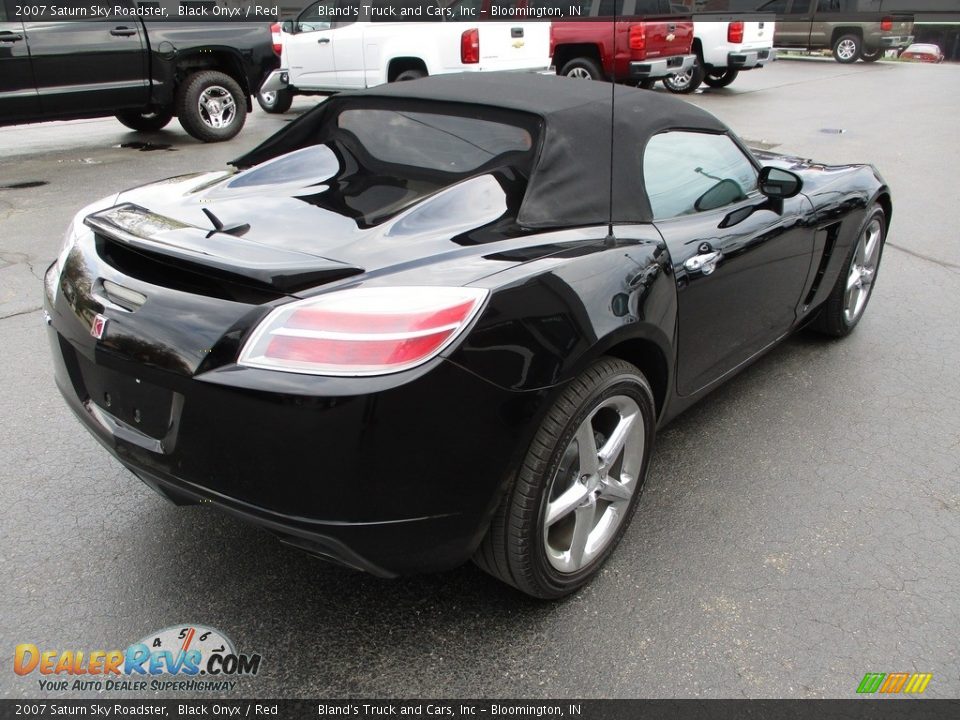 2007 Saturn Sky Roadster Black Onyx / Red Photo #5