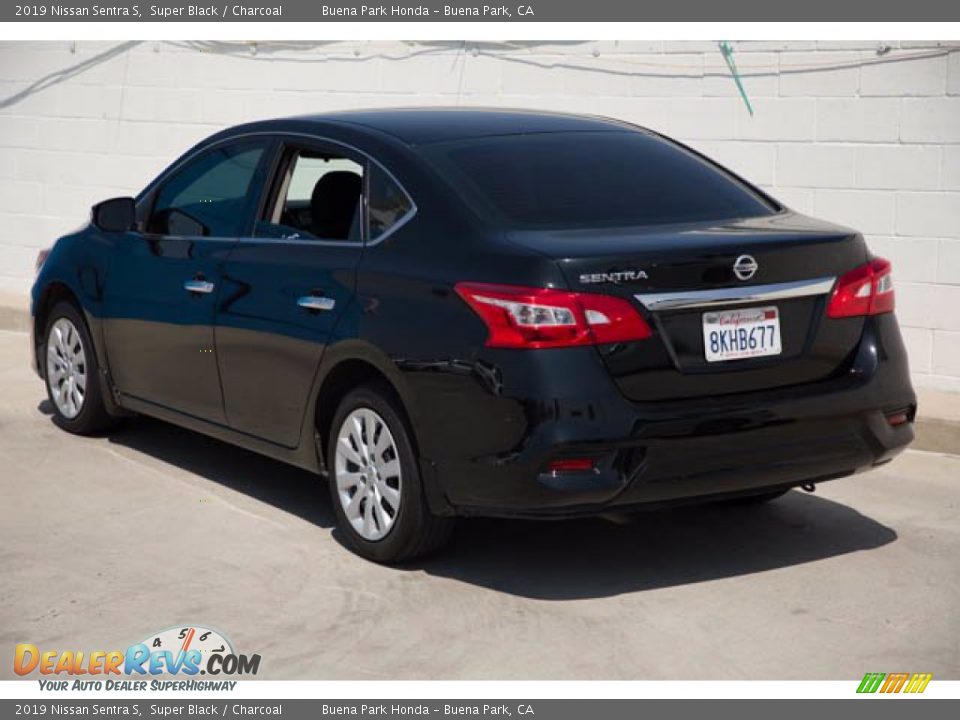 2019 Nissan Sentra S Super Black / Charcoal Photo #2