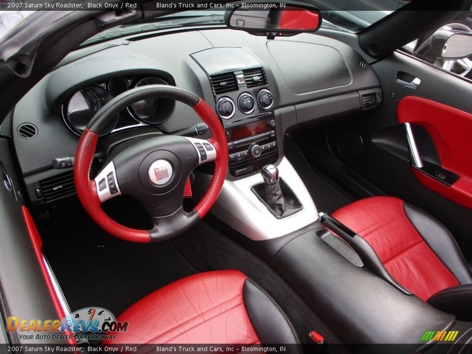 2007 Saturn Sky Roadster Black Onyx / Red Photo #9