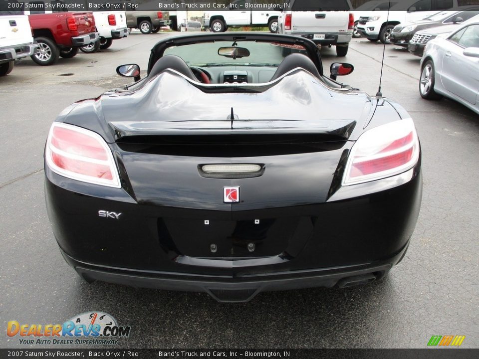 2007 Saturn Sky Roadster Black Onyx / Red Photo #23