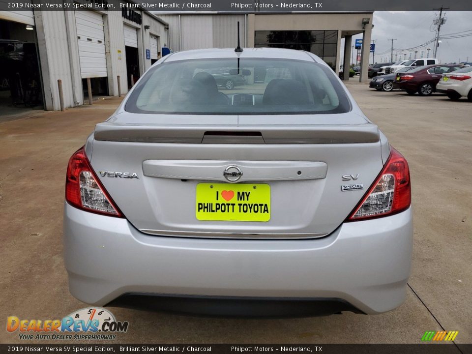 2019 Nissan Versa SV Special Edition Brilliant Silver Metallic / Charcoal Photo #8