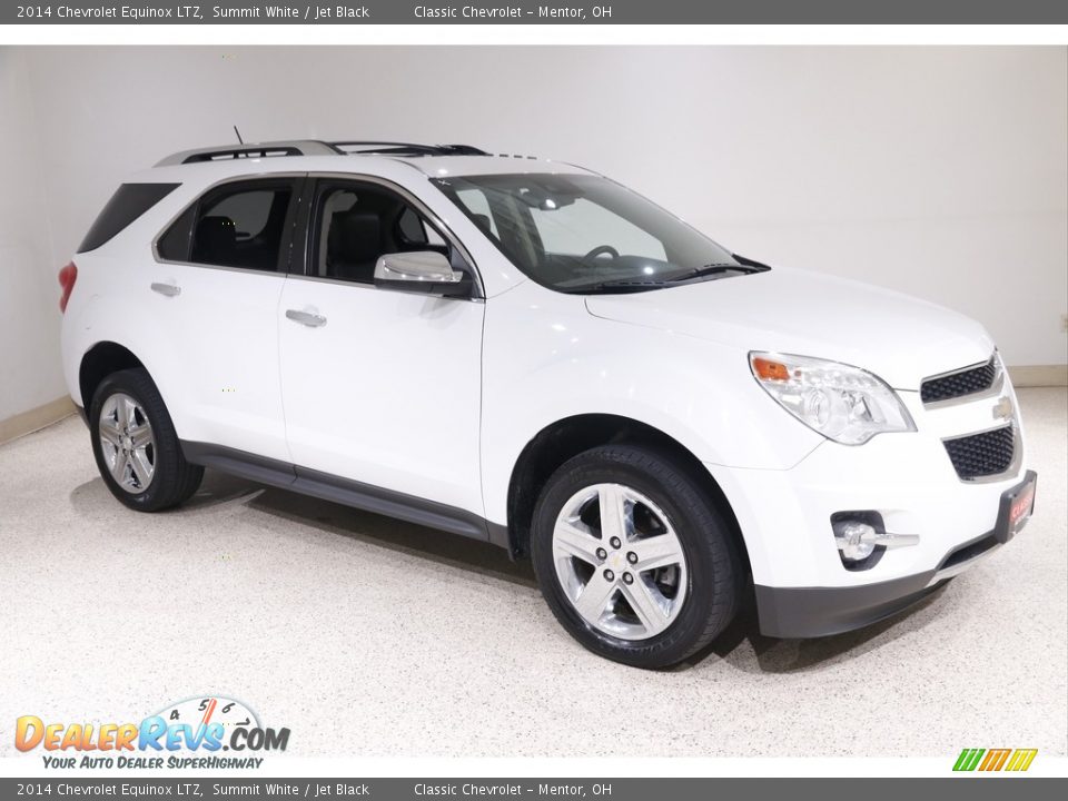 Front 3/4 View of 2014 Chevrolet Equinox LTZ Photo #1