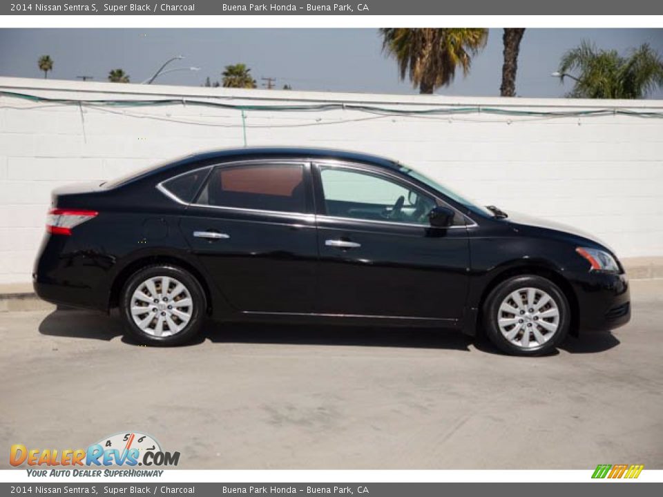 2014 Nissan Sentra S Super Black / Charcoal Photo #14