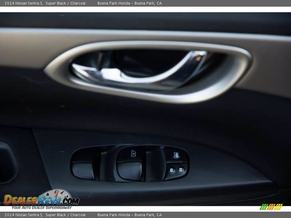 2014 Nissan Sentra S Super Black / Charcoal Photo #25