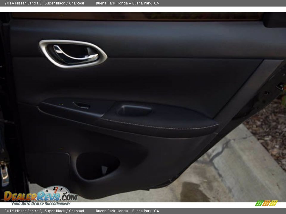 2014 Nissan Sentra S Super Black / Charcoal Photo #27