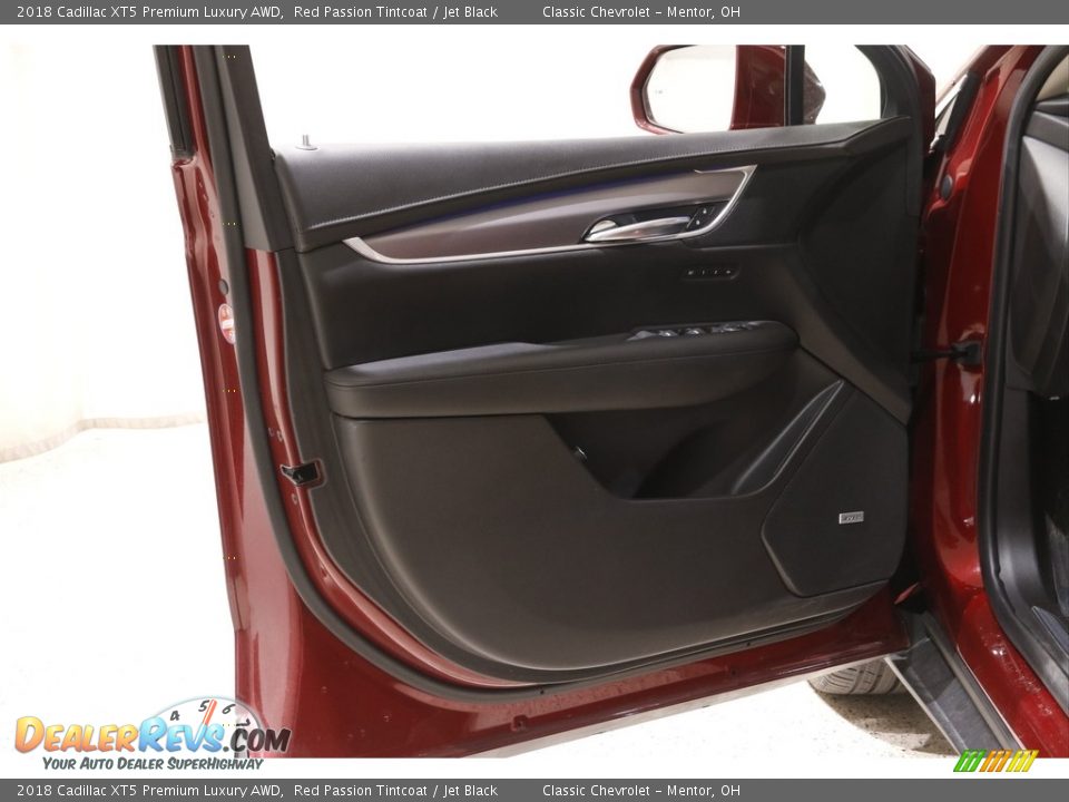 2018 Cadillac XT5 Premium Luxury AWD Red Passion Tintcoat / Jet Black Photo #4