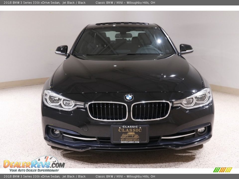 2018 BMW 3 Series 330i xDrive Sedan Jet Black / Black Photo #2