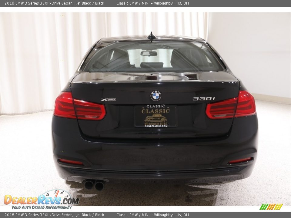 2018 BMW 3 Series 330i xDrive Sedan Jet Black / Black Photo #19