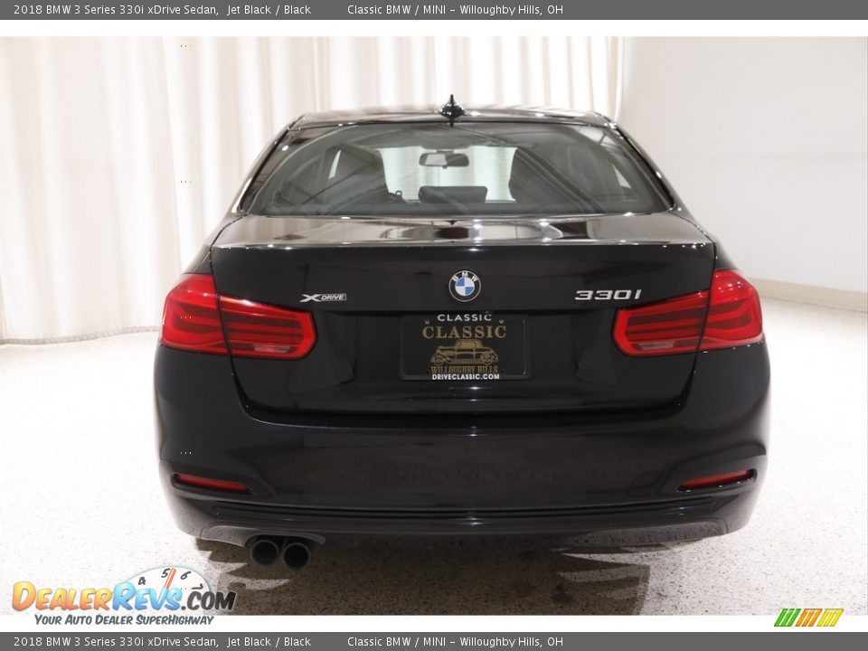 2018 BMW 3 Series 330i xDrive Sedan Jet Black / Black Photo #19