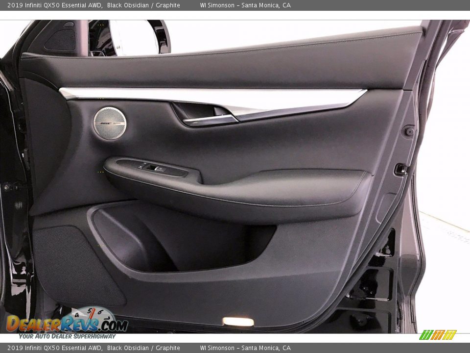 Door Panel of 2019 Infiniti QX50 Essential AWD Photo #27