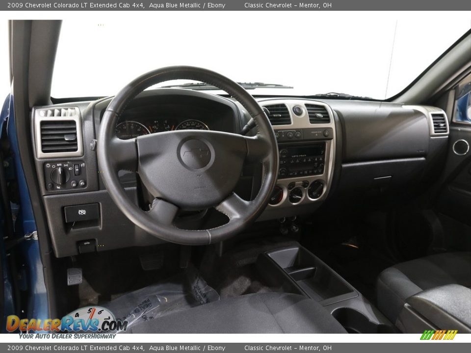 Dashboard of 2009 Chevrolet Colorado LT Extended Cab 4x4 Photo #6
