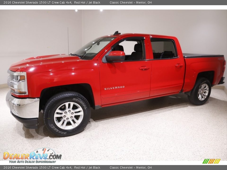 2016 Chevrolet Silverado 1500 LT Crew Cab 4x4 Red Hot / Jet Black Photo #3