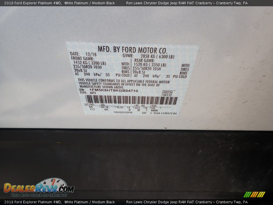 2019 Ford Explorer Platinum 4WD White Platinum / Medium Black Photo #5