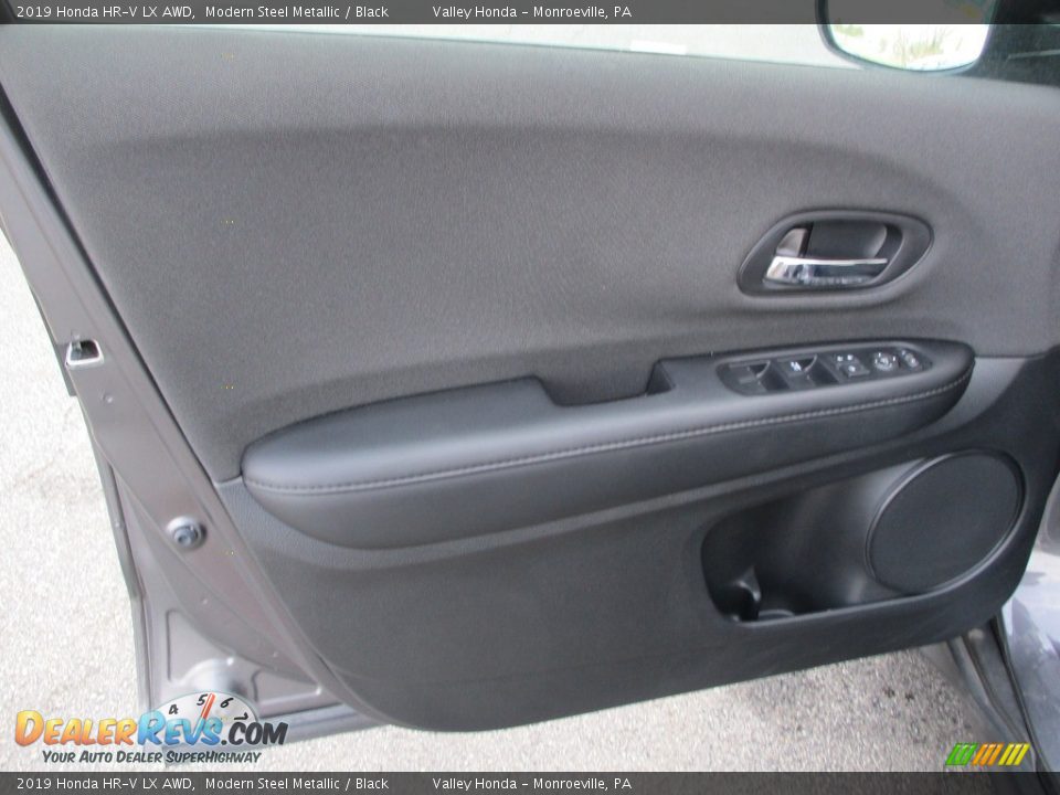 2019 Honda HR-V LX AWD Modern Steel Metallic / Black Photo #10