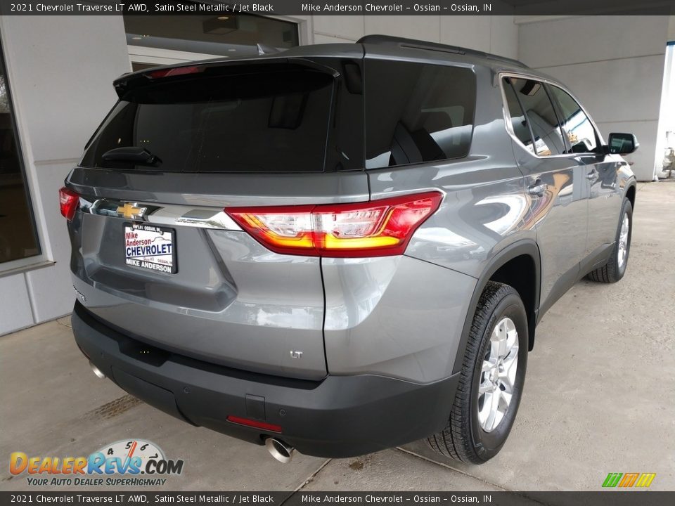 2021 Chevrolet Traverse LT AWD Satin Steel Metallic / Jet Black Photo #4