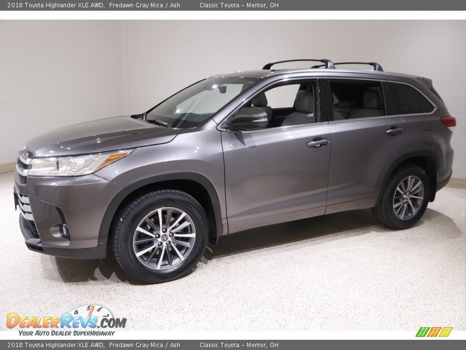 2018 Toyota Highlander XLE AWD Predawn Gray Mica / Ash Photo #3