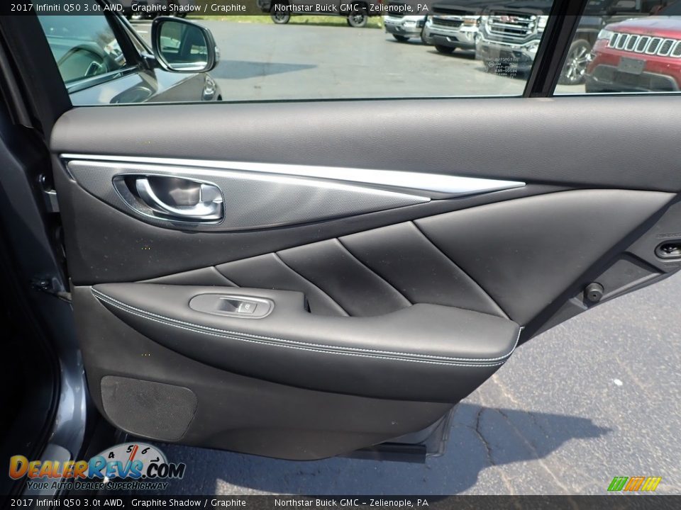 Door Panel of 2017 Infiniti Q50 3.0t AWD Photo #7