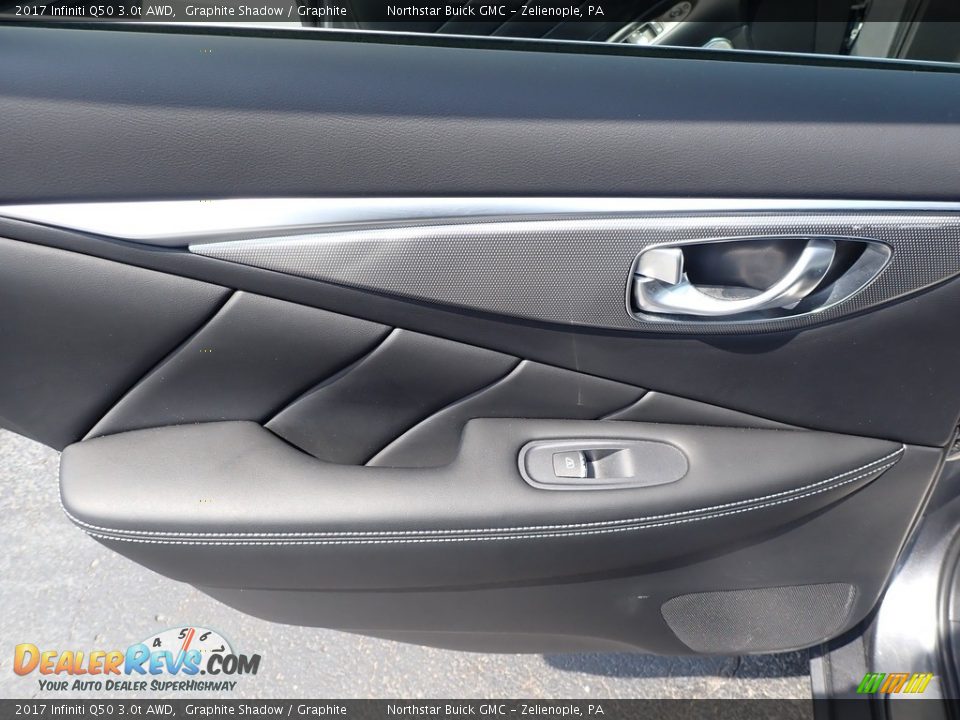 Door Panel of 2017 Infiniti Q50 3.0t AWD Photo #18