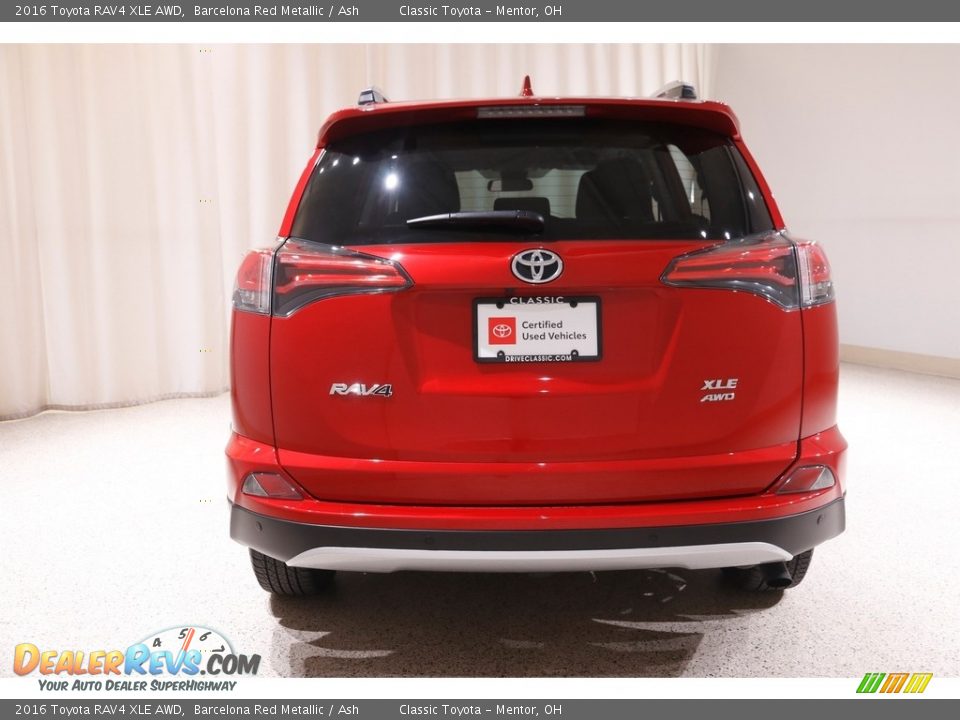 2016 Toyota RAV4 XLE AWD Barcelona Red Metallic / Ash Photo #18