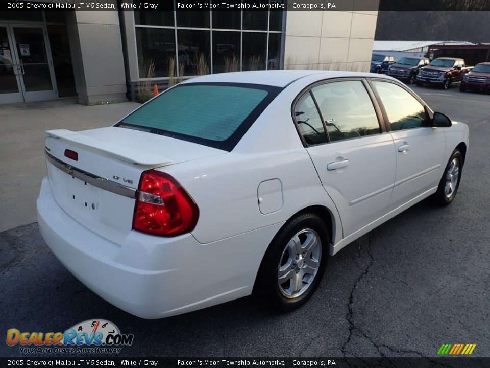 2005 Chevrolet Malibu LT V6 Sedan White / Gray Photo #2