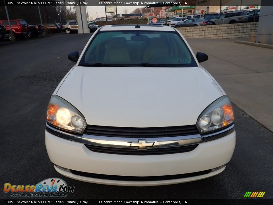 2005 Chevrolet Malibu LT V6 Sedan White / Gray Photo #7