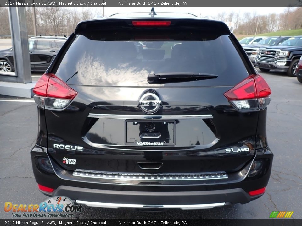 2017 Nissan Rogue SL AWD Magnetic Black / Charcoal Photo #9