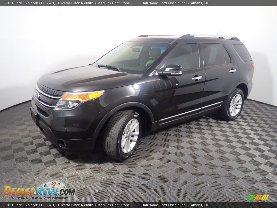2011 Ford Explorer XLT 4WD Tuxedo Black Metallic / Medium Light Stone Photo #10