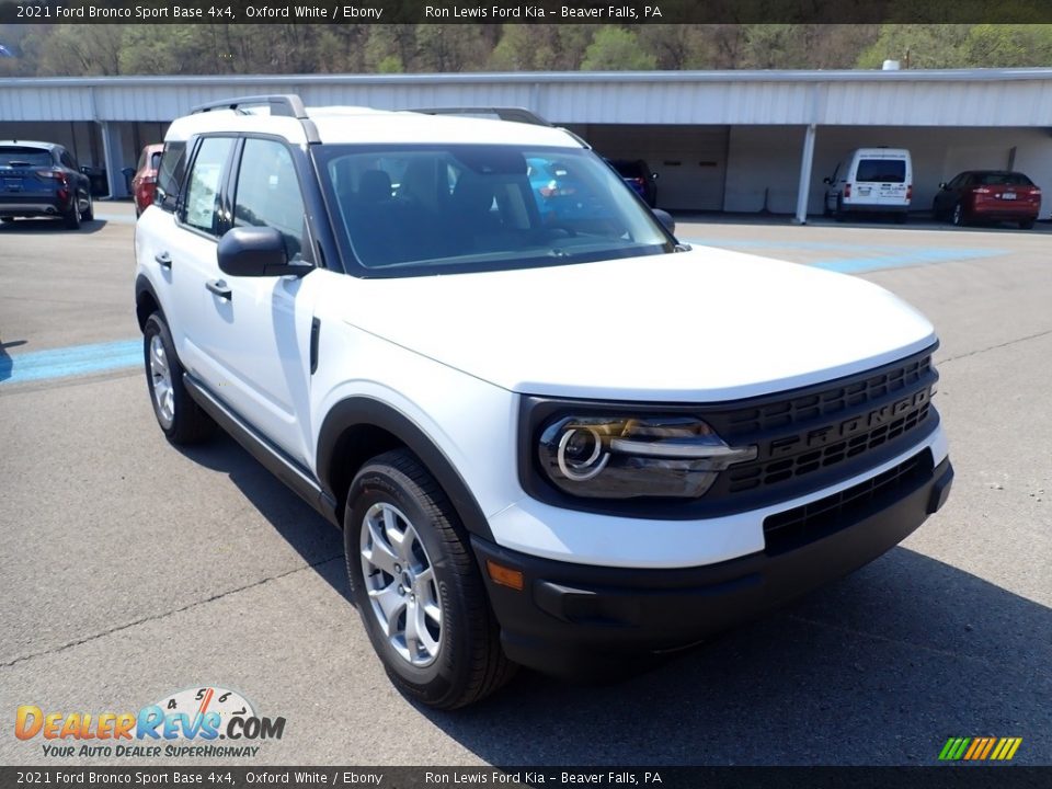 Front 3/4 View of 2021 Ford Bronco Sport Base 4x4 Photo #3