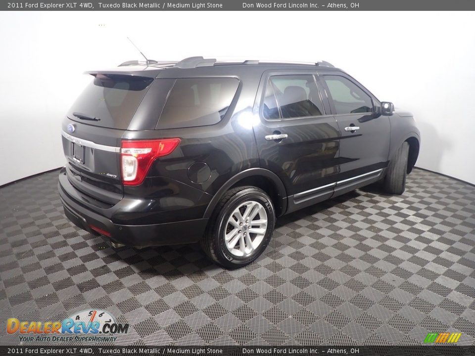 2011 Ford Explorer XLT 4WD Tuxedo Black Metallic / Medium Light Stone Photo #18
