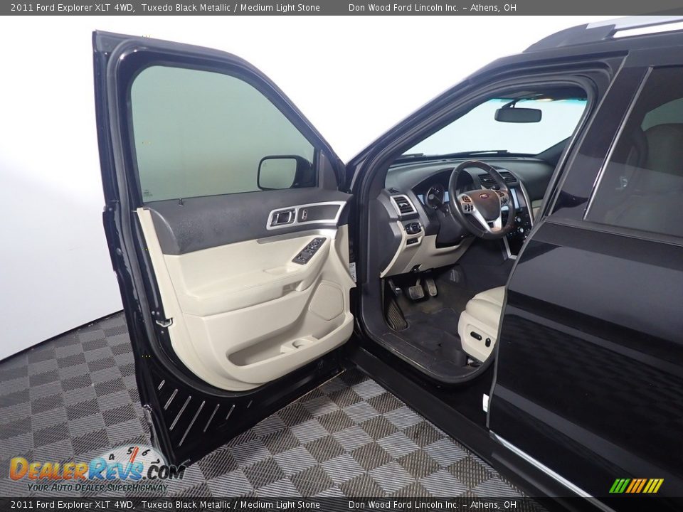 2011 Ford Explorer XLT 4WD Tuxedo Black Metallic / Medium Light Stone Photo #22
