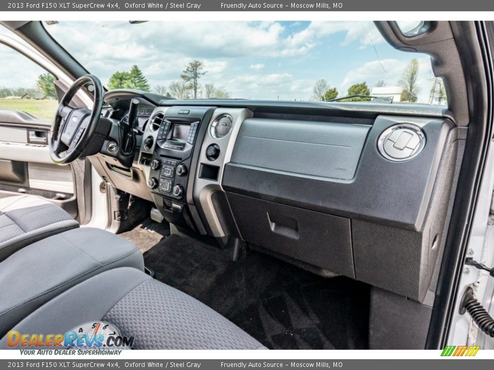 2013 Ford F150 XLT SuperCrew 4x4 Oxford White / Steel Gray Photo #30