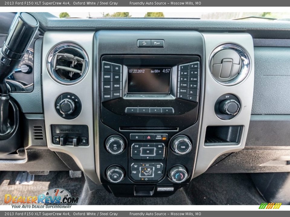 2013 Ford F150 XLT SuperCrew 4x4 Oxford White / Steel Gray Photo #34