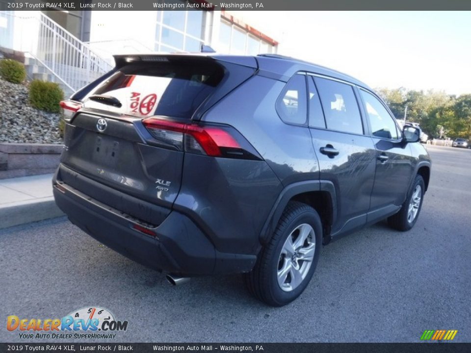 2019 Toyota RAV4 XLE Lunar Rock / Black Photo #15