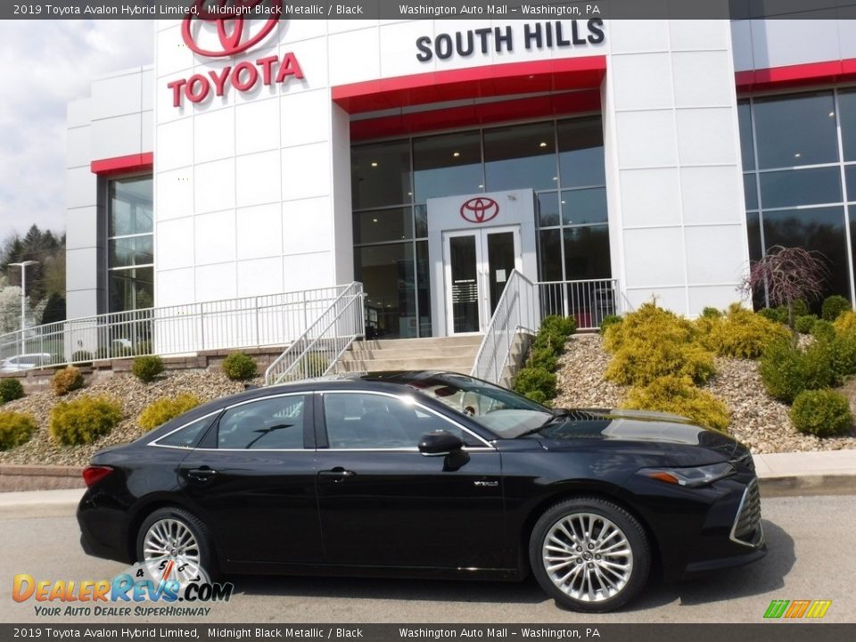 2019 Toyota Avalon Hybrid Limited Midnight Black Metallic / Black Photo #2