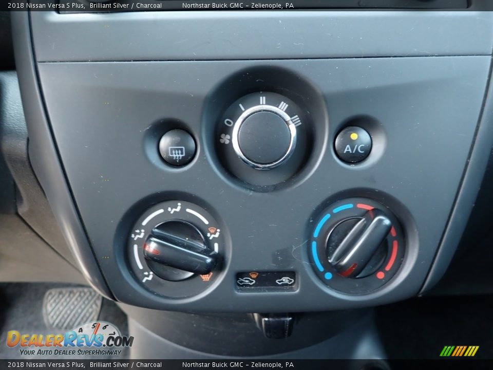 2018 Nissan Versa S Plus Brilliant Silver / Charcoal Photo #28