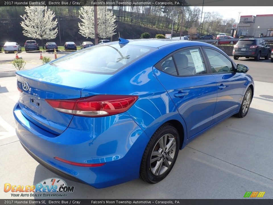 2017 Hyundai Elantra SE Electric Blue / Gray Photo #4